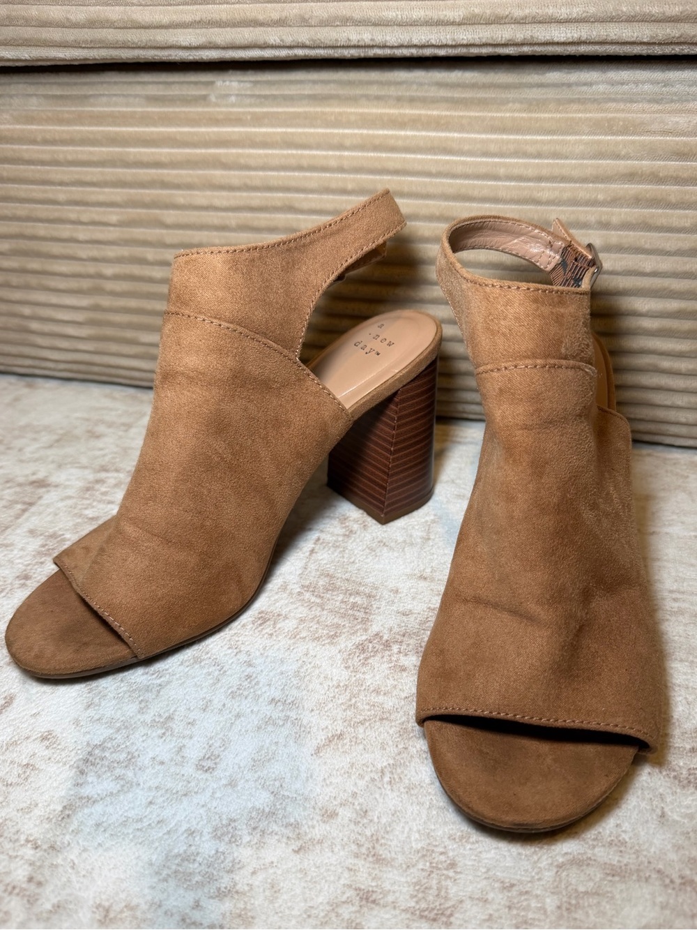 A New Day Tan Suede Open Toe Heels Women’s Size 8